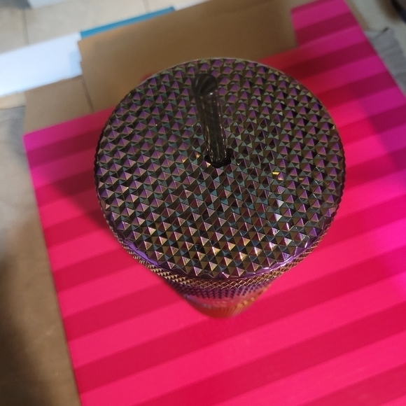 NWT Limited Edition Starbucks Rainbow Oil Slick Studded 24oz tumbler - Picture 3 of 4